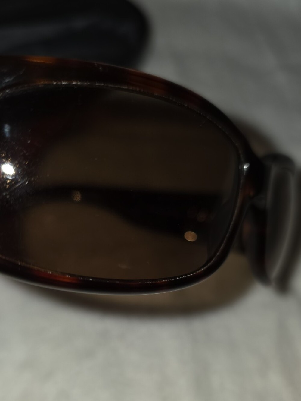 Gucci Tortoiseshell Sunglasses with Brown Lenses - Picture 3 of 8